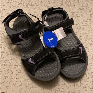 Khombu Outdoor Sandals